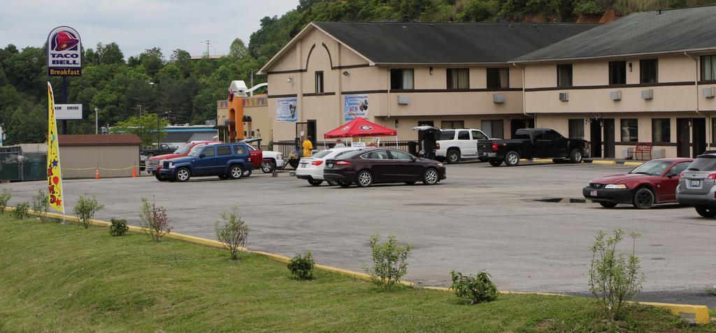 American Elite Inn Hazard Exterior photo