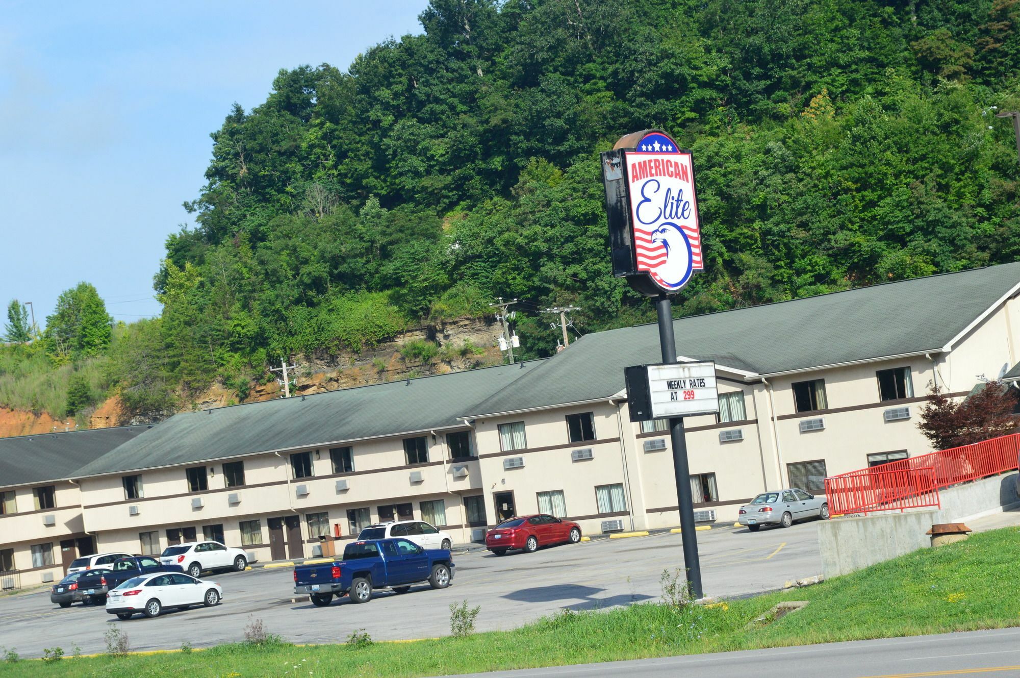 American Elite Inn Hazard Exterior photo
